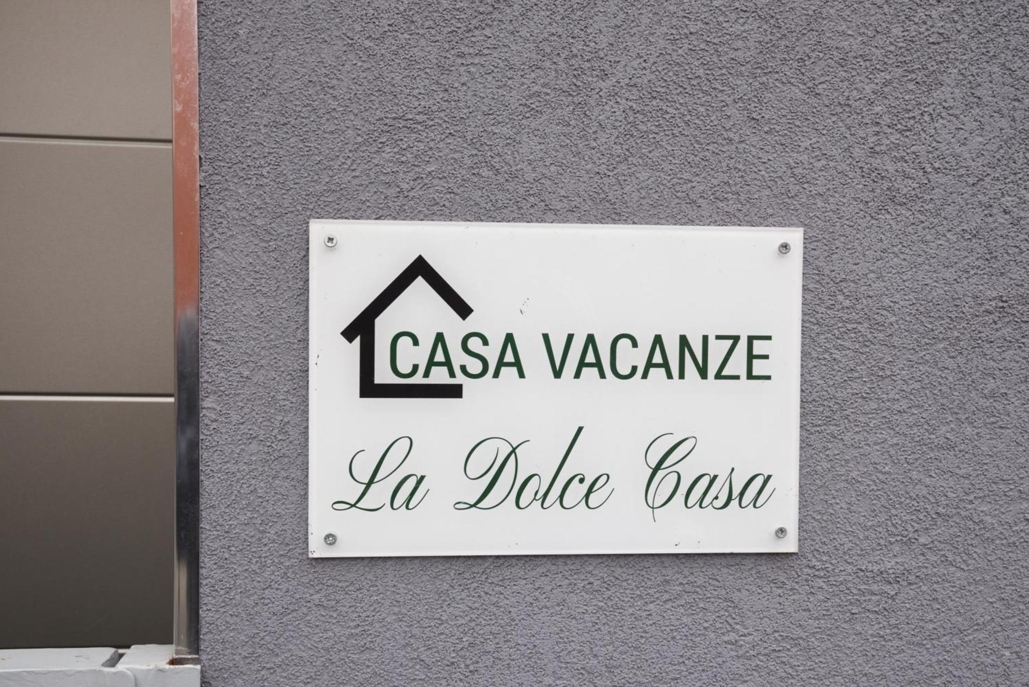 卡塔尼亚Casa Vacanze La Dolce Casa别墅 外观 照片